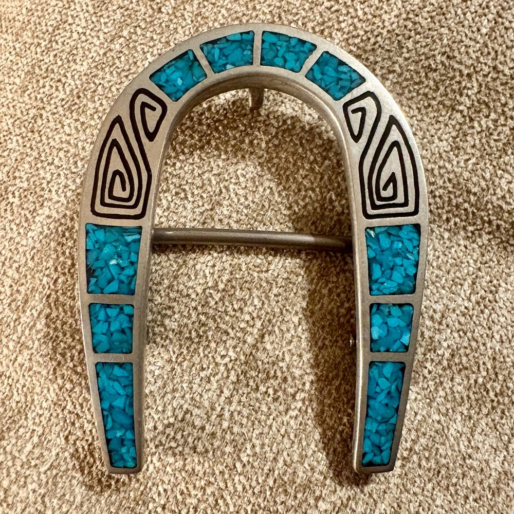 Belt buckle